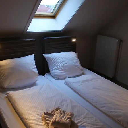 אורחן Zur Riete סלה