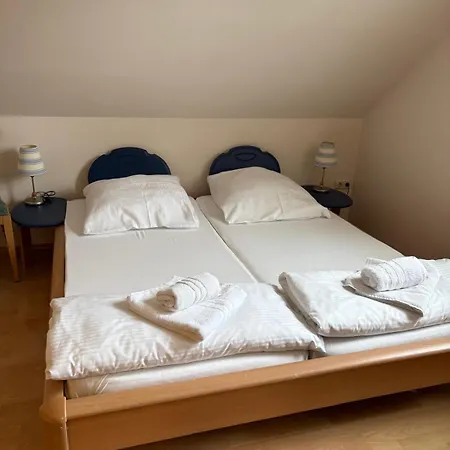 Zur Riete *